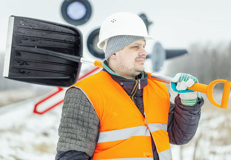 How to Prepare For Cold Weather Work